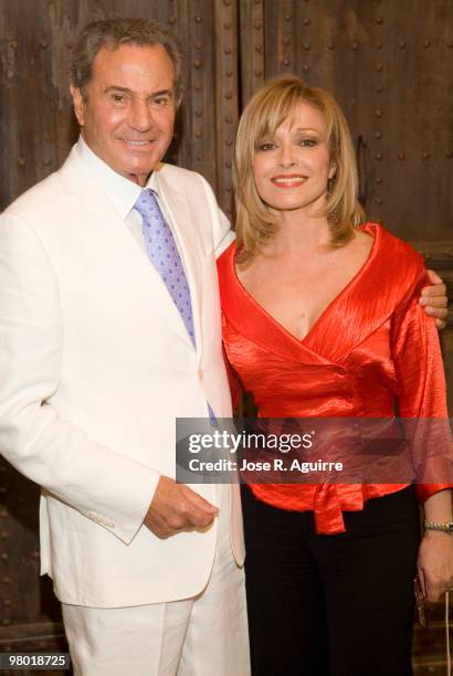 Portrait of the actor Arturo Fernández with the actress Silvia Tortosa.