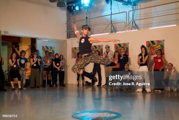 March 07, 2007. Madrid, Spain. Casting of the reality "Fama ¡a bailar!", of the "Cuatro" television.