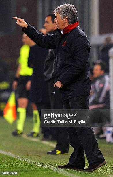 Gian Piero Gasperini coach of Genoa issues instructions during the Serie A match between Genoa CFC and US Citta di Palermo at Stadio Luigi Ferraris...