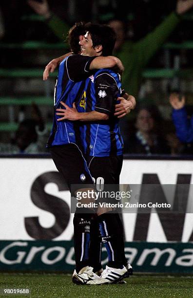 Zapata Jaime Valdes of Atalanta BC celebrates after scoring the second goal during the Serie A match between Atalanta BC and Cagliari Calcio at...