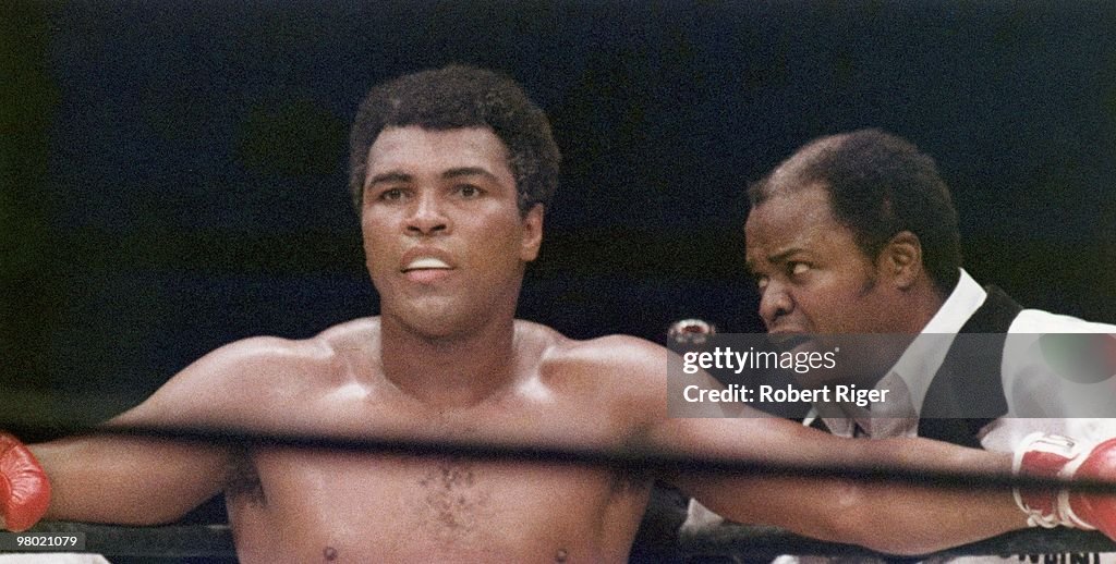 Heavyweight Championship: Muhammad Ali v Earnie Shavers