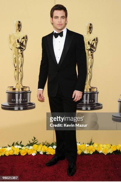 Actor Chris Pine arrives at the 82nd Annual Academy Awards at the Kodak Theatre on March 7, 2010 in Hollywood, California.