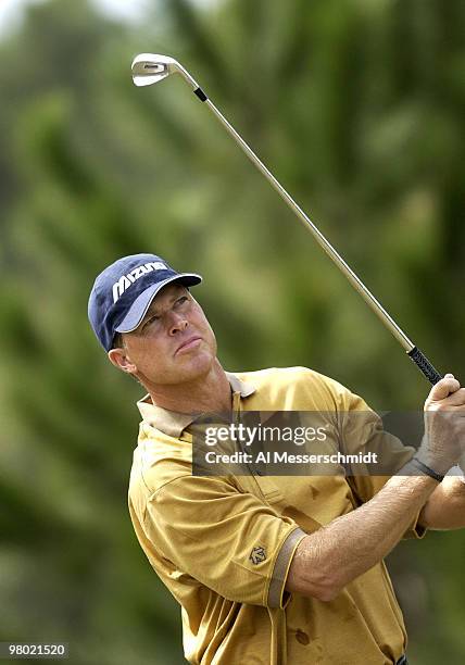 Bob Tway follows his tee shot on the third hole Sunday, October 26, 2003 at the Funai Classic at Orlando, Florida.