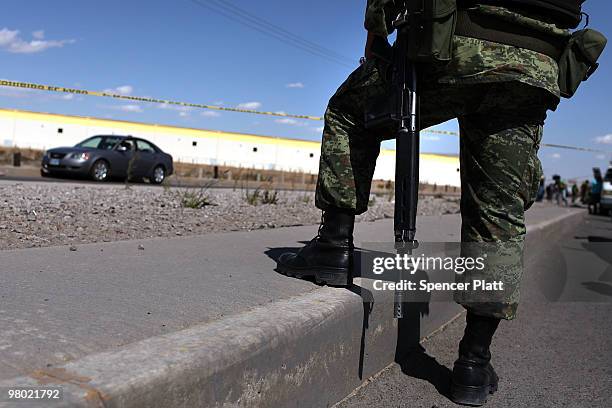 Mexican Military Photos And Premium High Res Pictures Getty Images Mexican Military Photos And Premium High Res Pictures Getty Images