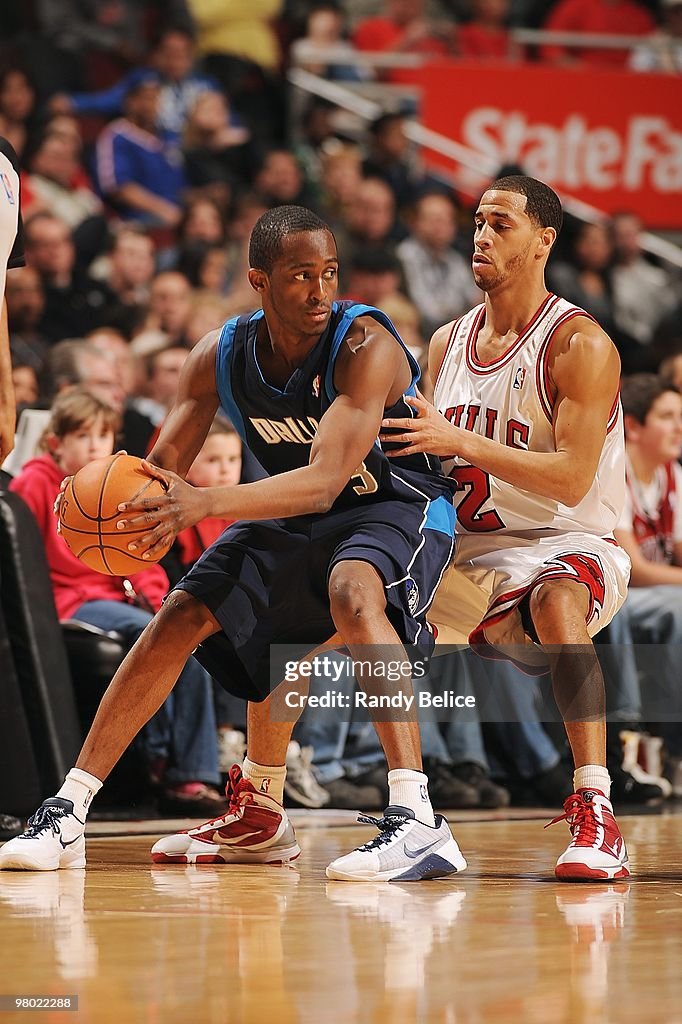 Dallas Mavericks v Chicago Bulls