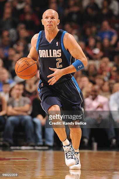 Jason Kidd of the Dallas Mavericks drives the ball upcourt against the Chicago Bulls during the game on March 6, 2010 in Chicago, Illinois. The...