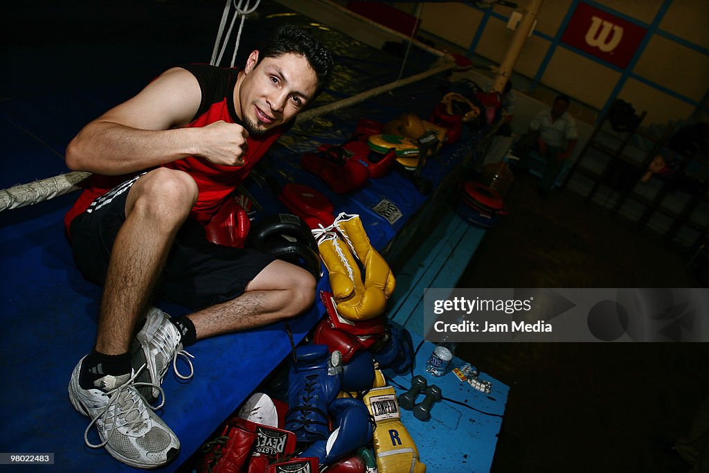 Boxer Israel Vasquez's Workout Session