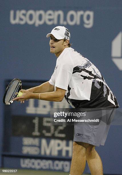 Andy Roderick Serving 2,710 Andy Roddick Serve Stock Photos, High-Res Pictures, and Images ...