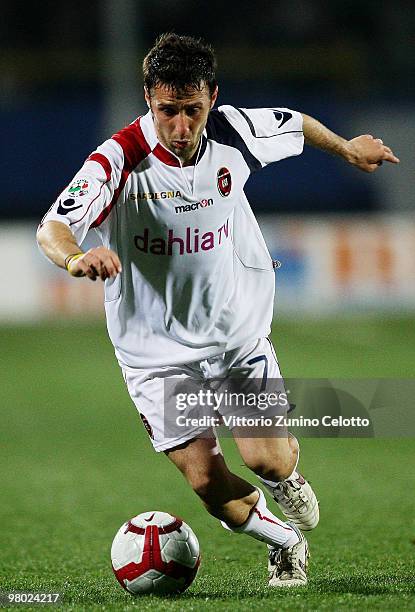 Andrea Cossu of Cagliari Calcio in action during the Serie A match between Atalanta BC and Cagliari Calcio at Stadio Atleti Azzurri d'Italia on March...