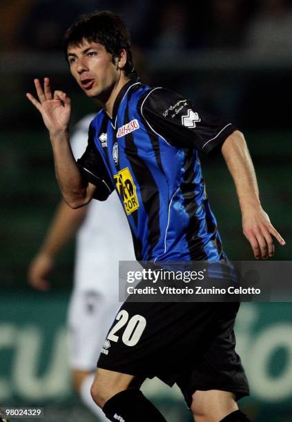 Zapata Jaime Valdes of Atalanta BC in action during the Serie A match between Atalanta BC and Cagliari Calcio at Stadio Atleti Azzurri d'Italia on...