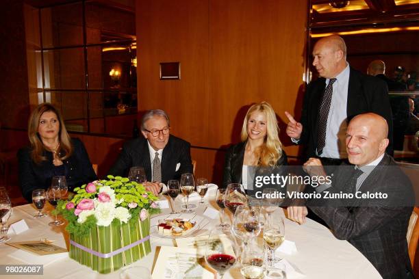 Maria Luisa Trussardi, Vittorio Feltri, Michelle Hunziker, Paolo Mieli, Augusto Minzolini attend "E' Giornalismo" 2009 Awards held at Four Seasons...