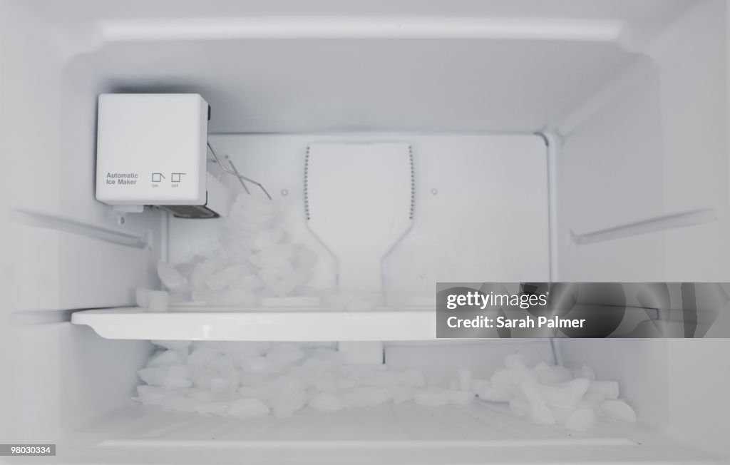 Automatic ice maker malfunction