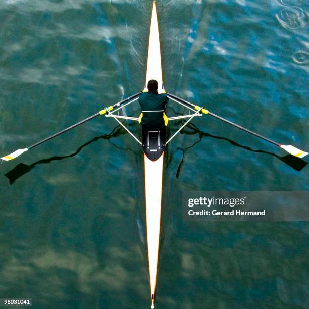 scull - remo con espadilla fotografías e imágenes de stock