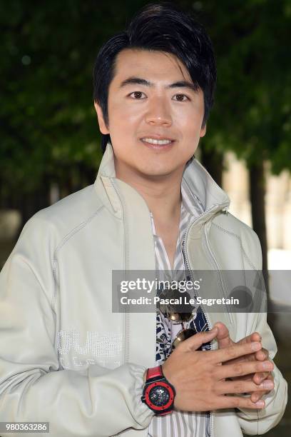 Lang Lang attends the Louis Vuitton Menswear Spring/Summer 2019 show as part of Paris Fashion Week on June 21, 2018 in Paris, France.