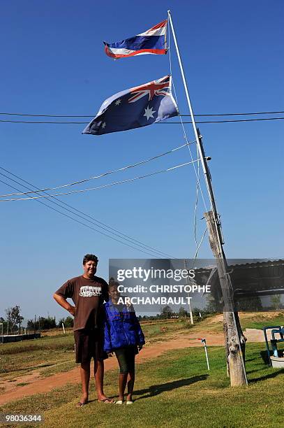 Thailand-society-marriage-Western-lifestyle,FEATURE by Rachel O'BRIEN This picture taken on January 12, 2010 shows Australian man Ronnie Behnke and...