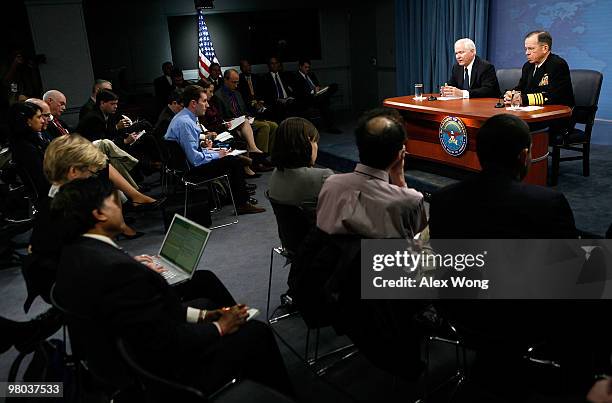 Secretary of Defense Robert Gates and Chairman of the Joint Chiefs of Staff Admiral Michael Mullen speak to members of the media during a press...