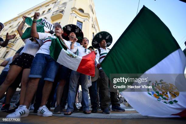 Fans of Mexico cheers during the arrival of Mexico at Mercure Hotel ahead of the match against Korea on June 21, 2018 in Rostov-on-Don, Russia.