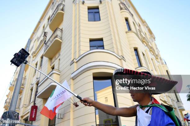 Fan of Mexico takes a selfie during the arrival of Mexico at Mercure Hotel ahead of the match against Korea on June 21, 2018 in Rostov-on-Don, Russia.