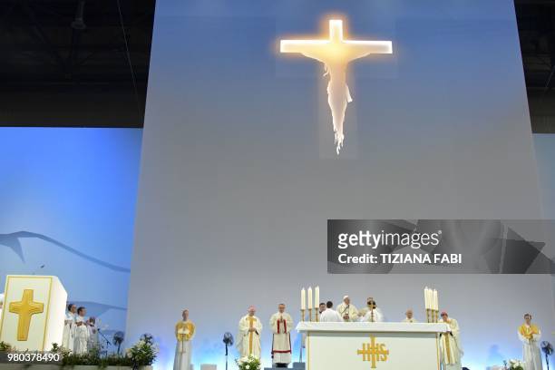 Pope Francis arrives to celebrate a mass during his one-day visit at the invitation of the World Council of Churches on June 21, 2018 in Palexpo hall...