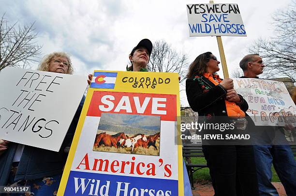 Sample Rally Placards 1,931 Picket Signs During March On Washington Stock Photos, High-Res ...