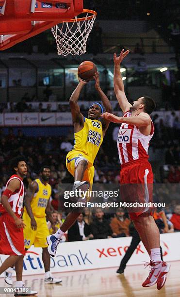 Daniel Ewing of Asseco Prokom Gdynia in action during the Euroleague Basketball 2009-2010 Play Off Game 2 between Olympiacos Piraeus vs Asseco Prokom...