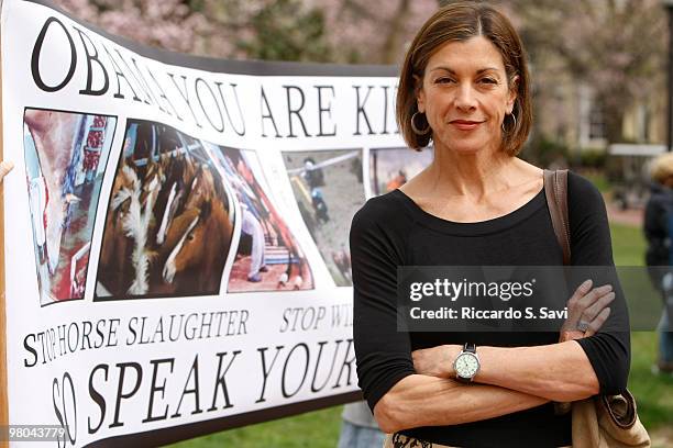 Wendie Malick attends the Cloud Foundation's "March for Mustangs" rally news conference on March 25, 2010 in Washington, DC.