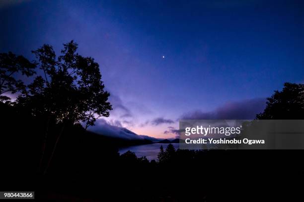 lake shikotsu of a morning glow - ogawa stock pictures, royalty-free photos & images