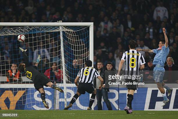 Marek Hamsik of SSC Napoli scores a goal during the Serie A match between SSC Napoli and Juventus FC at Stadio San Paolo on March 25, 2010 in Naples,...