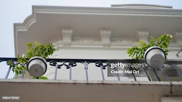 balcon - balcon stock pictures, royalty-free photos & images