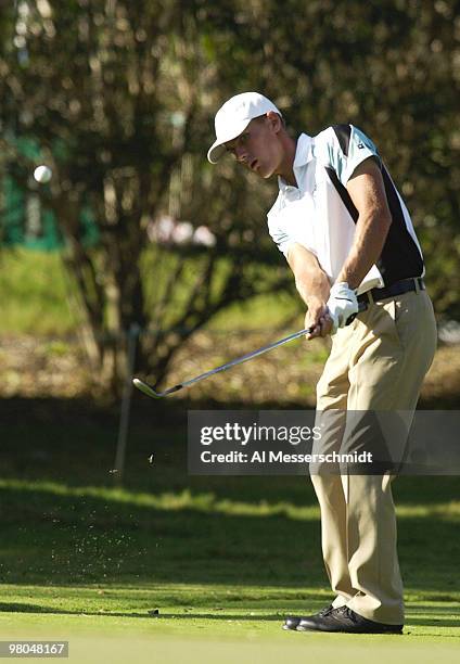 Charles Howell III chips into the 16th green at the Chrysler Championship, Saturday, November 1, 2003 at Palm Harbor, Florida.