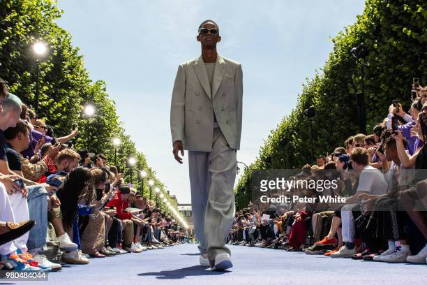 Model walks the runway during the Louis Vuitton Menswear Spring/Summer 2019 show as part of Paris Fashion Week on June 21, 2018 in Paris, France.
