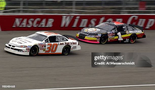 David Stremme grabs the early lead in the NASCAR Busch series Target House 200 at North Carolina Speedway Saturday November 8 , 2003.