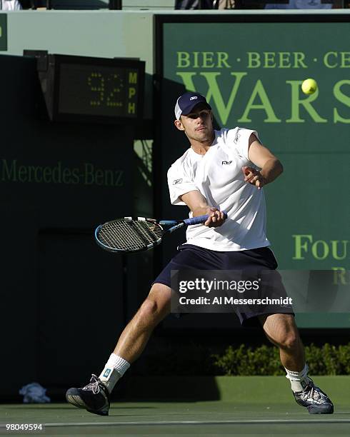 Andy Roddick defeats Carlos Moya in the quarter finals of the NASDAQ 100 open, April 1 Key Biscayne, Florida.