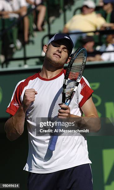 Andy Roddick defeats Carlos Moya in the quarter finals of the NASDAQ 100 open, April 1 Key Biscayne, Florida.