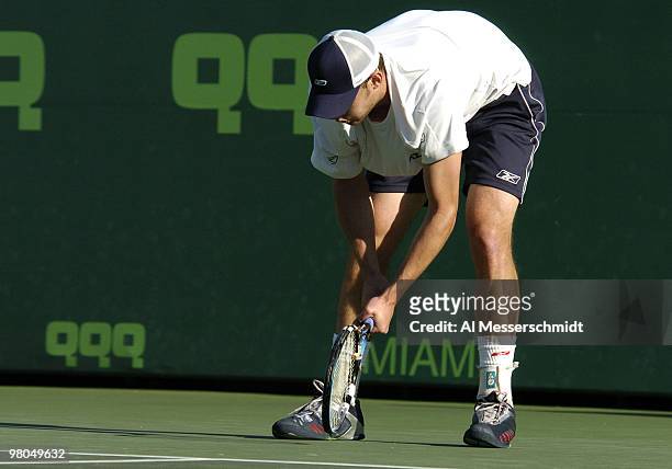 Andy Roddick defeats Carlos Moya in the quarter finals of the NASDAQ 100 open, April 1 Key Biscayne, Florida.