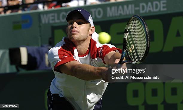 Andy Roddick defeats Carlos Moya in the quarter finals of the NASDAQ 100 open, April 1 Key Biscayne, Florida.