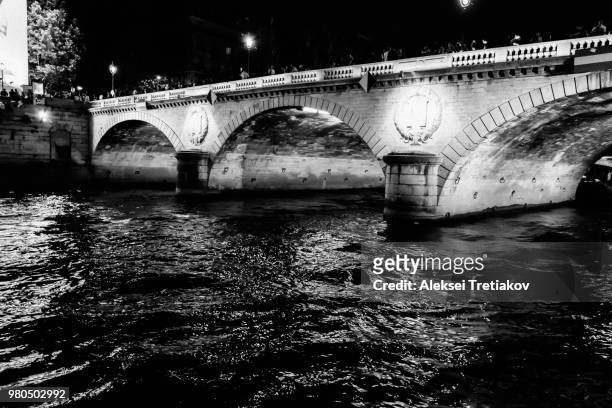 pont neuf - neuf stock pictures, royalty-free photos & images