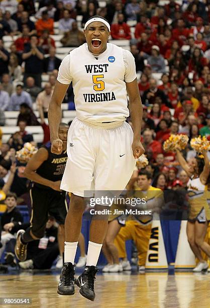 Kevin Jones of the West Virginia Mountaineers reacts in the second half against the Washington Huskies during the east regional semifinal of the 2010...