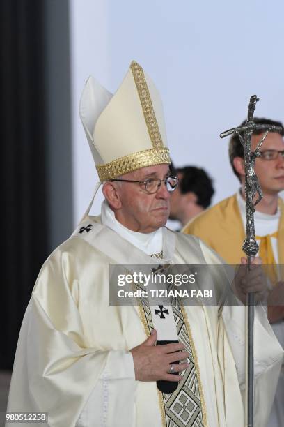 Pope Francis arrives to celebrate a mass during his one-day visit at the invitation of the World Council of Churches on June 21, 2018 in Palexpo hall...