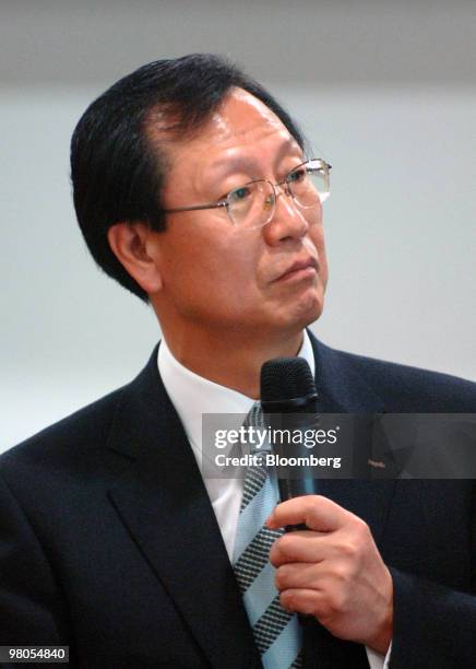 Kim Jong Kap, chief executive officer of Hynix Semiconductor Inc., speaks during the annual general shareholders meeting at the company's plant in...