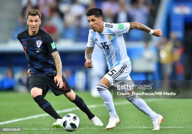 Manuel Lanzini of Argentina in action during the 2018 FIFA World Cup Russia group D match between Argentina and Croatia at Nizhniy Novgorod Stadium...