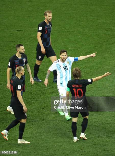 Lionel Messi of Argentina argues with Luka Modric of Croatia during the 2018 FIFA World Cup Russia group D match between Argentina and Croatia at...