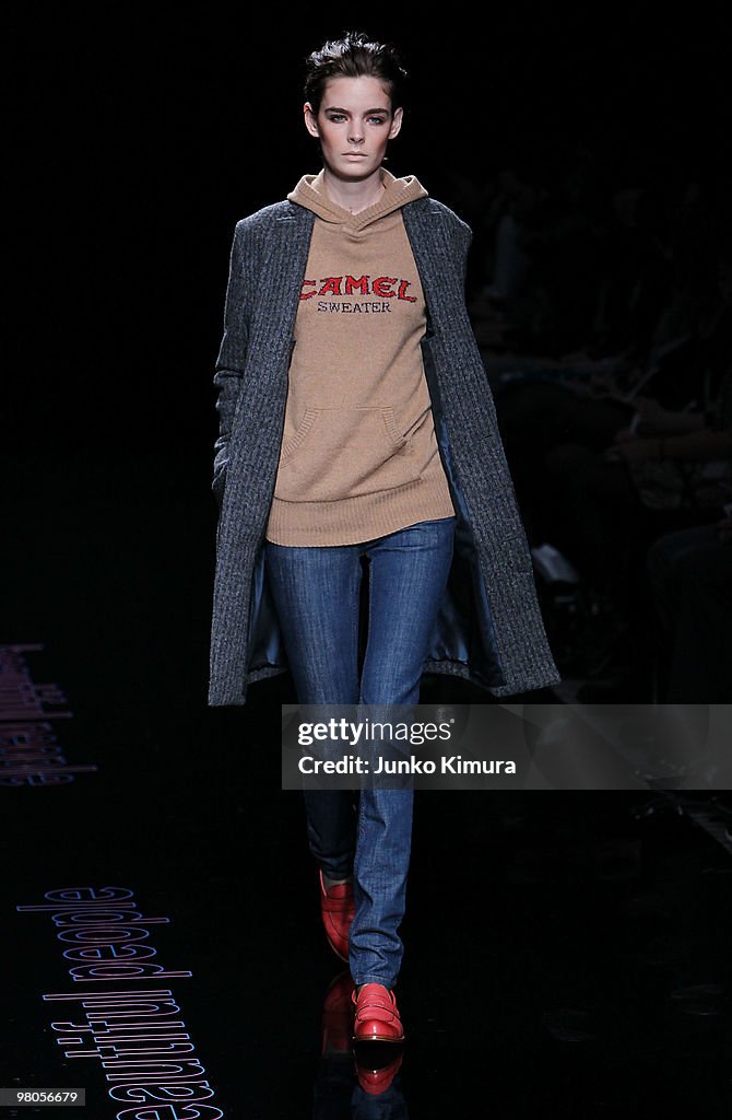 Japan Fashion Week 2010 A/W - Day 5