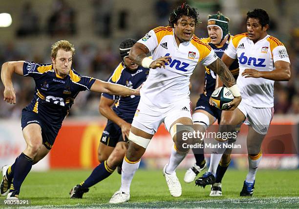 Sione Lauaki of the Chiefs makes a line break during the round seven Super 14 match between the Brumbies and the Chiefs at Canberra Stadium on March...
