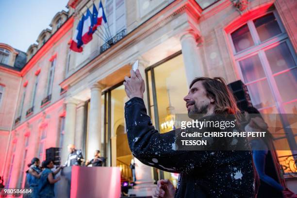 French Dj Pedro Winter attends the 'Fete de la Musique', the music day celebration in the courtyard of the Elysee Palace in Paris on June 2018. -...