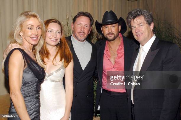 Linda Thomspon, Larry Ellison with his wife, Tim McGraw and David Foster