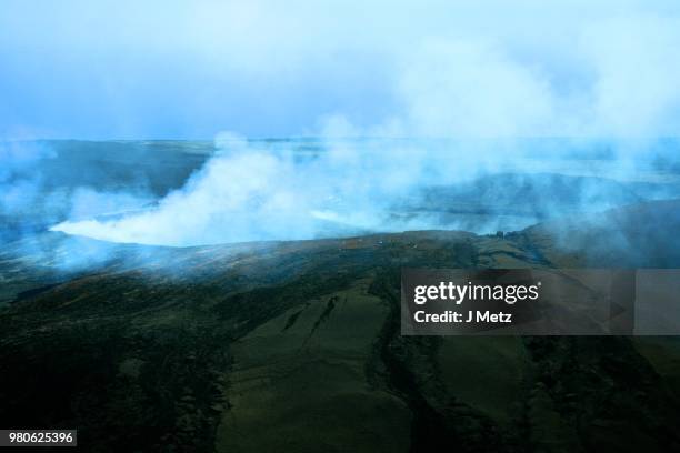 hawaii kona coast and volcano - kona coast stock pictures, royalty-free photos & images