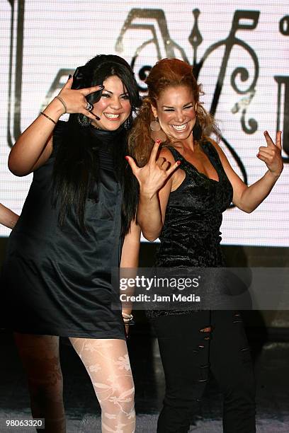 Artemiza Cruz and Cuban actress Liz Vega during the fashionable parade of the Mexican Designer Artemiza Cruz for the brand `La Vill« on March 24,...