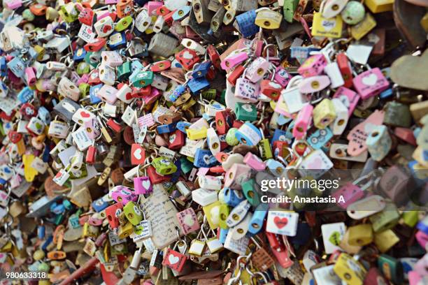 love lock - 韓国　スイーツ ストックフォトと画像