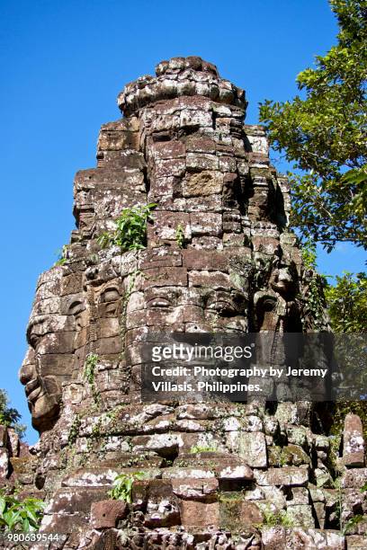 gopura face tower, banteay kdei - jeremy chan stock-fotos und bilder